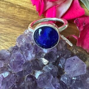 Elegant vintage sterling Silver 925  and Blue Stone Ring size 6 1/2